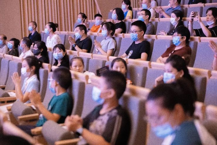 活动报道 | “科技助力，跨越时空”，小鹿纯子携手刘明康共享中日音乐盛宴